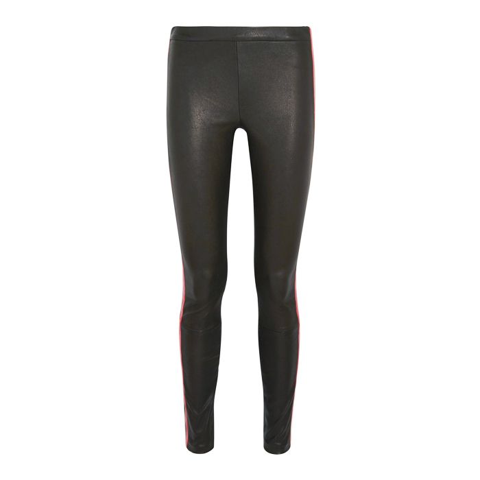 Fail-Safe Travel Outfit Ideas That Are as Chic as They Are Comfortable