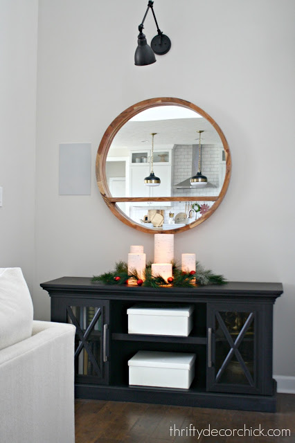 How to create a pretty, simple holiday display (for cheap!)