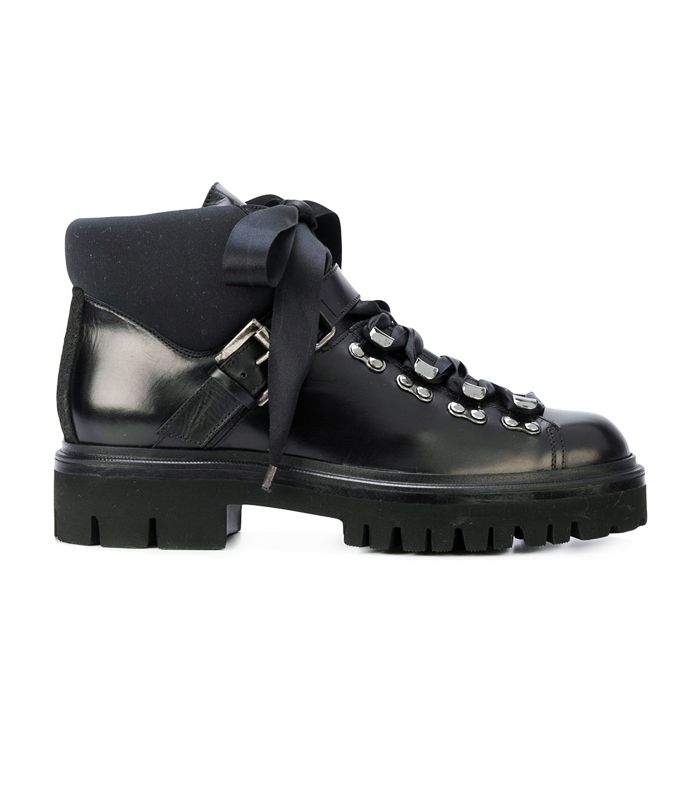 French Women Don&#039;t Wear These 3 Things in Winter