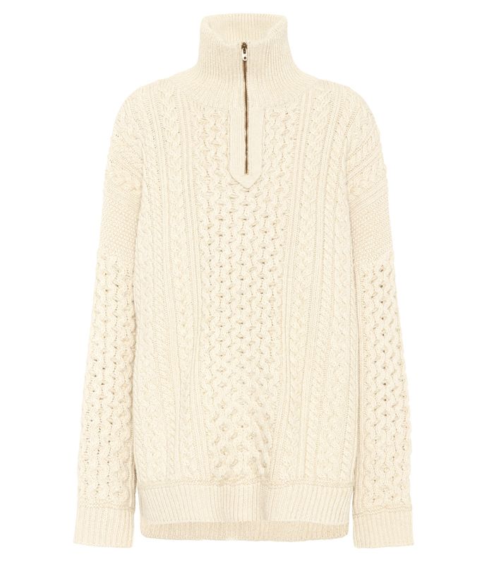 French Women Don&#039;t Wear These 3 Things in Winter