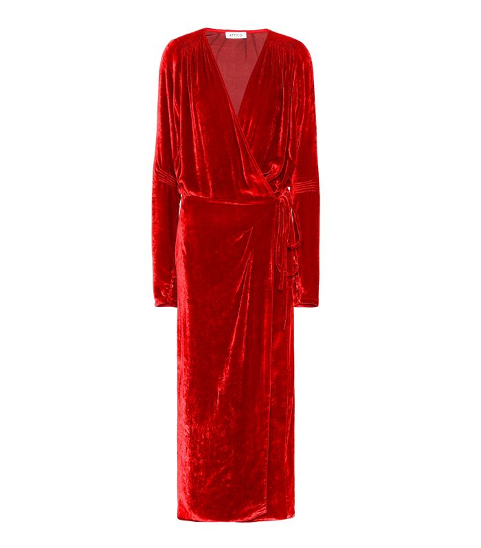 French Women Don&#039;t Wear These 3 Things in Winter