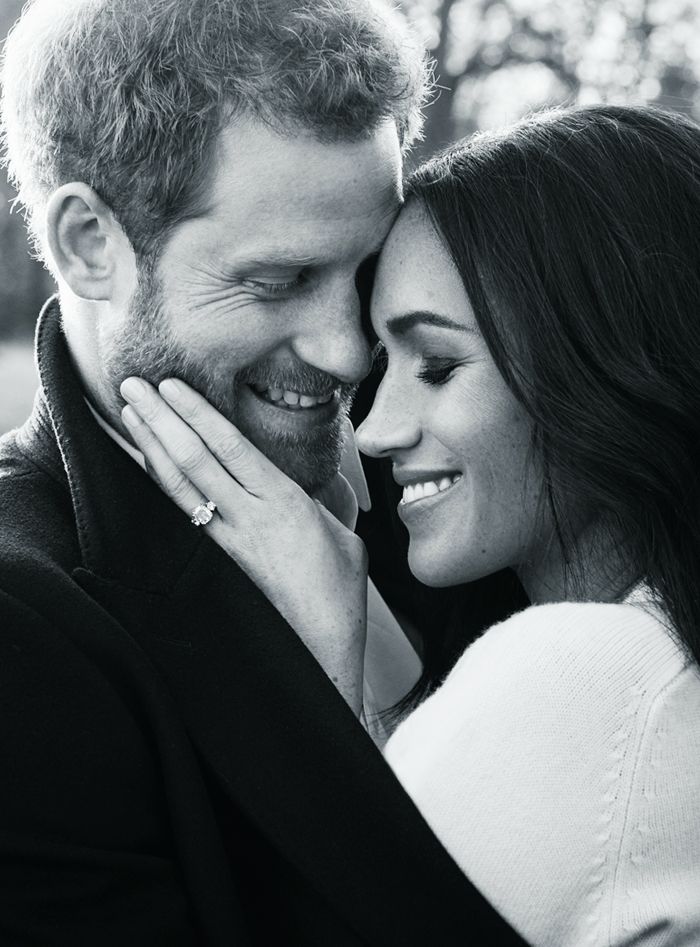 Meghan Markle Wore A Hollywood Naked Dress In Her Official Engagement Photos