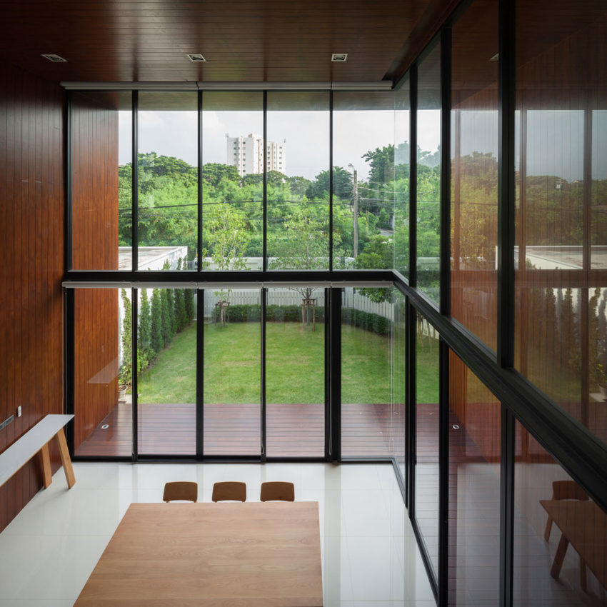 Spacious Rooms Full of Light and Good Taste that Will Amaze You