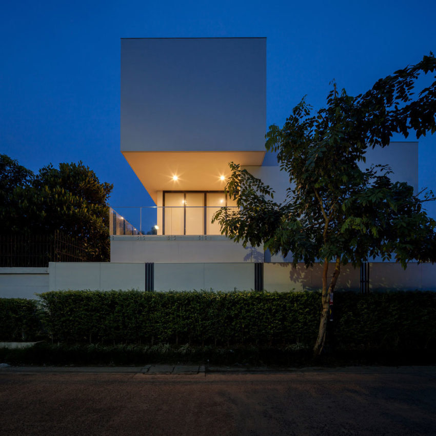 Spacious Rooms Full of Light and Good Taste that Will Amaze You