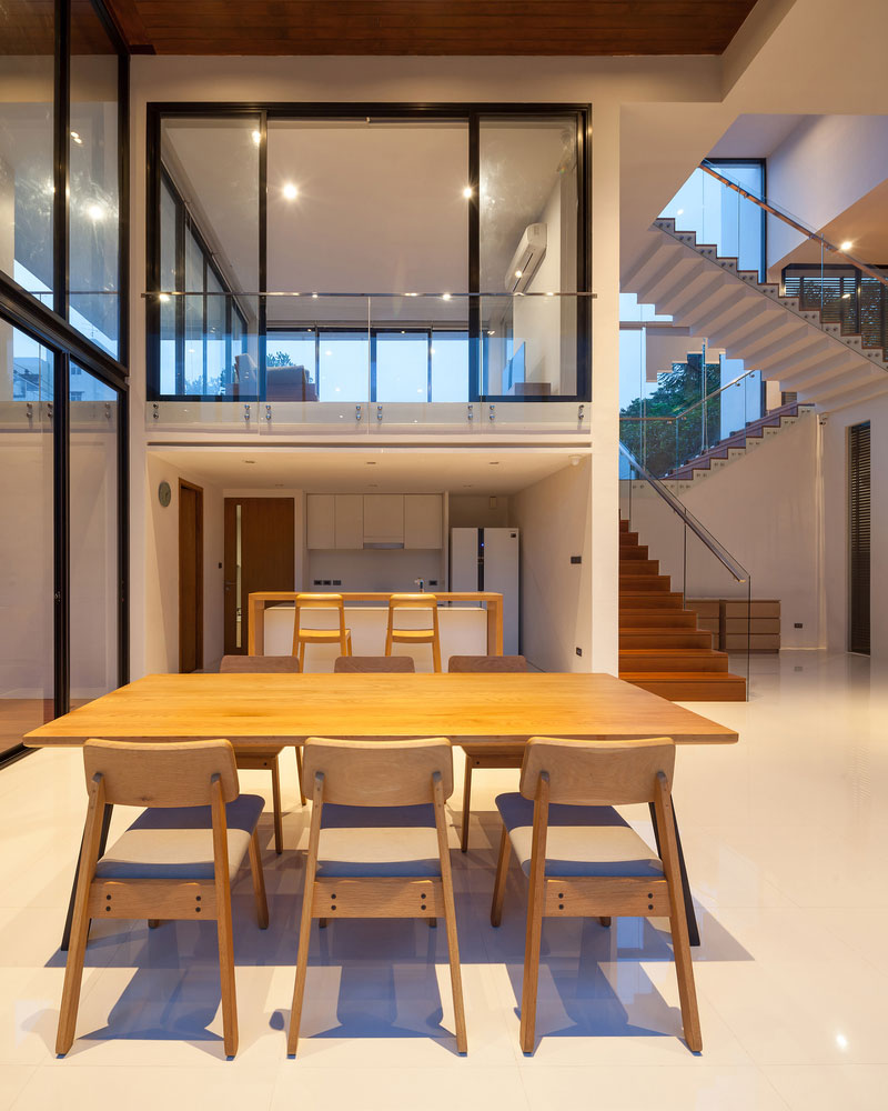 Spacious Rooms Full of Light and Good Taste that Will Amaze You