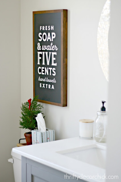 A tour of our (new!) Christmas home from Thrifty Decor Chick 3 A tour of our (new!) Christmas home from Thrifty Decor Chick
