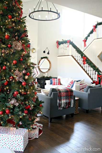 A tour of our (new!) Christmas home from Thrifty Decor Chick 18 A tour of our (new!) Christmas home from Thrifty Decor Chick