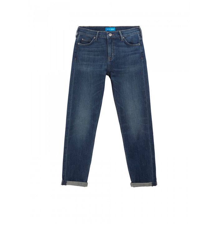 Meet the Stylish Fashion Bloggers Over Age 40