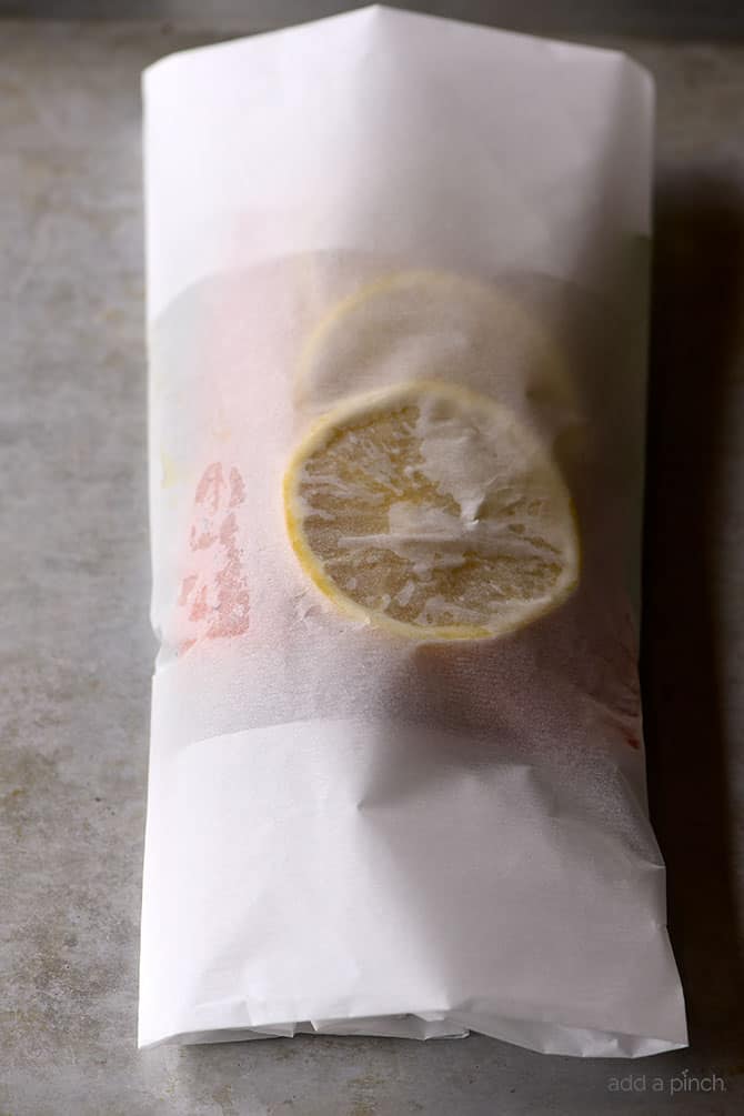 Lemon Garlic Salmon and Asparagus Parchment Packet Recipe