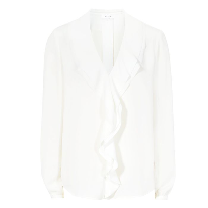 What to Wear With White Jeans: 6 Chic Winter Combinations