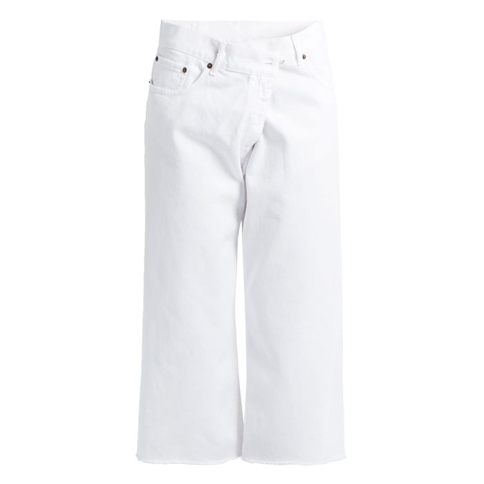 What to Wear With White Jeans: 6 Chic Winter Combinations