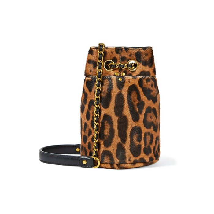 What to Wear With White Jeans: 6 Chic Winter Combinations