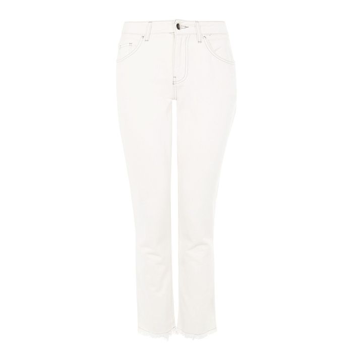 What to Wear With White Jeans: 6 Chic Winter Combinations