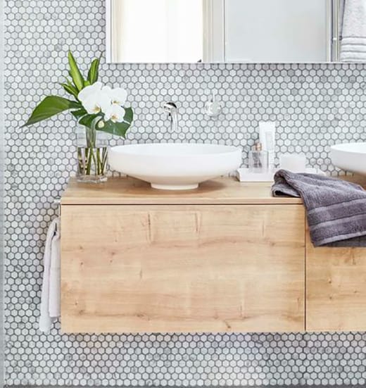 Tips to Transform Your Guest Bathroom