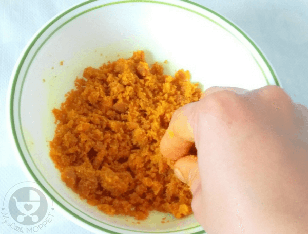 Jaggery Ginger Turmeric Balls for Toddlers