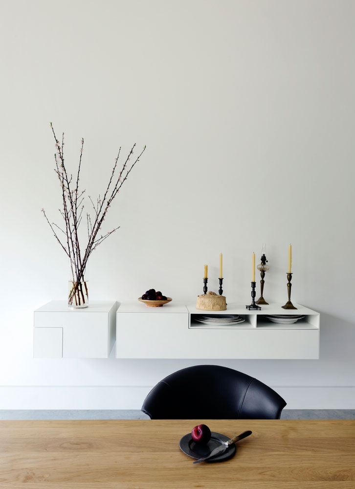 Magnificent Collaborative Work Results in this Modern and Elegant Home