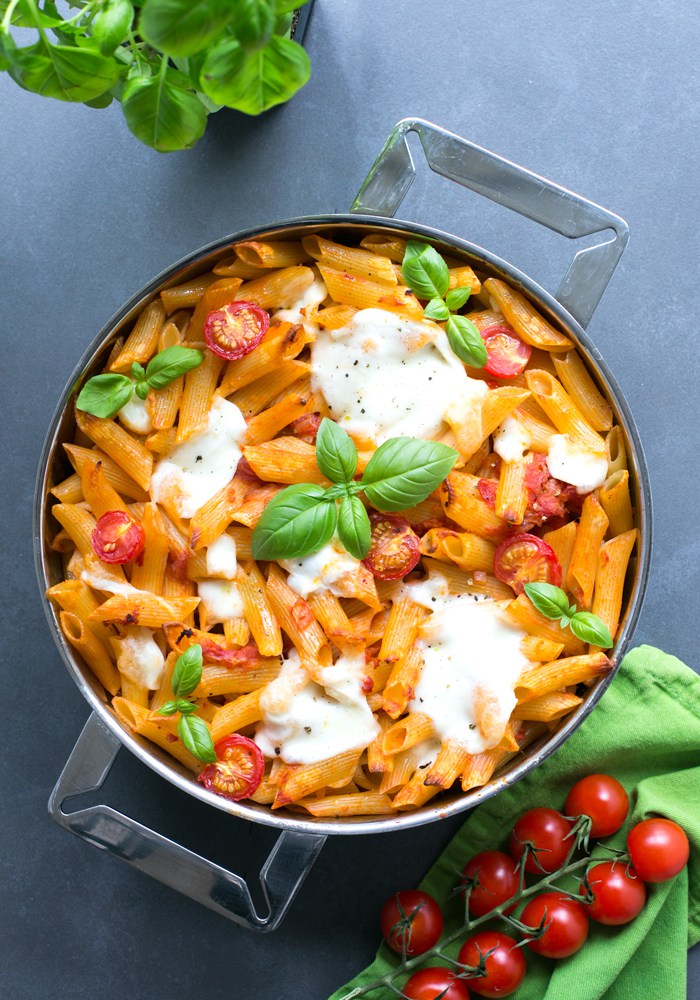 Caprese Pasta Bake &#8211; The Petite Cook