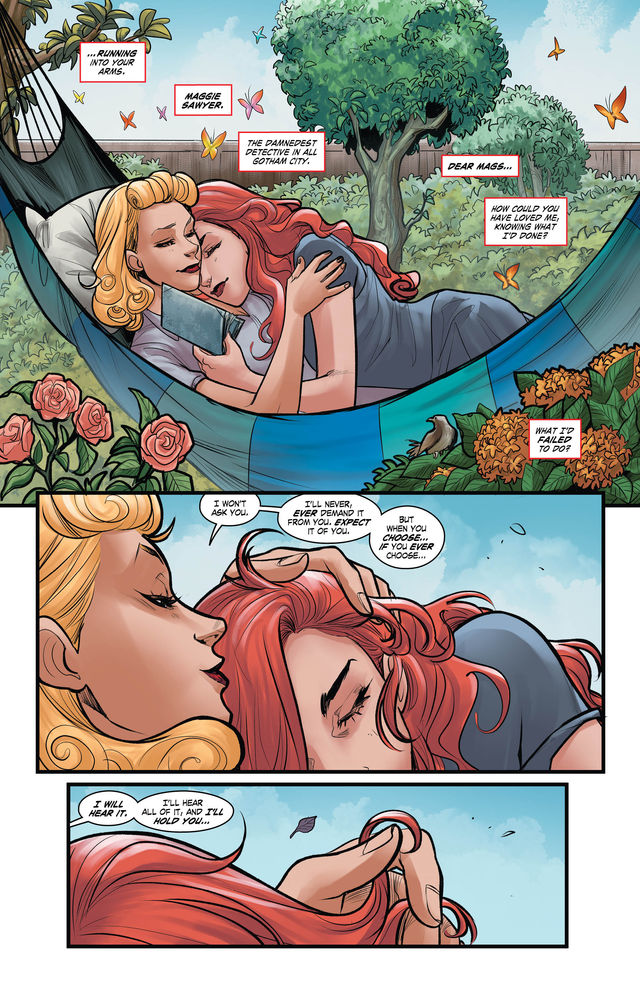 In This Comic, Batwoman Is A Baseball-Playing Lesbian Superhero Fighting Fascism In The 1930s
