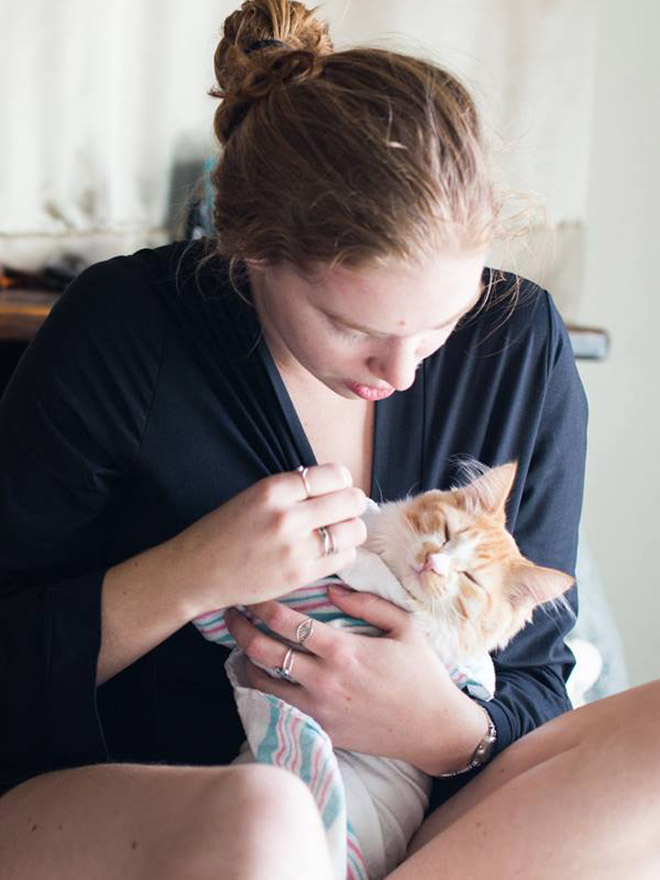 Couple Captures Their Baby’s Amazing First Moments