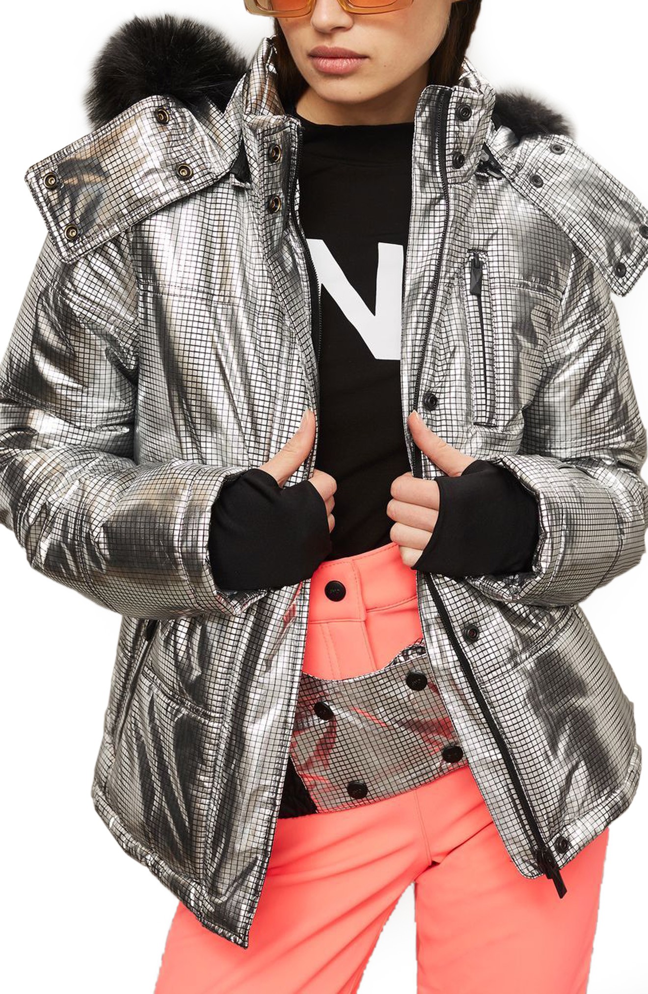 What to Wear On and Off the Slopes