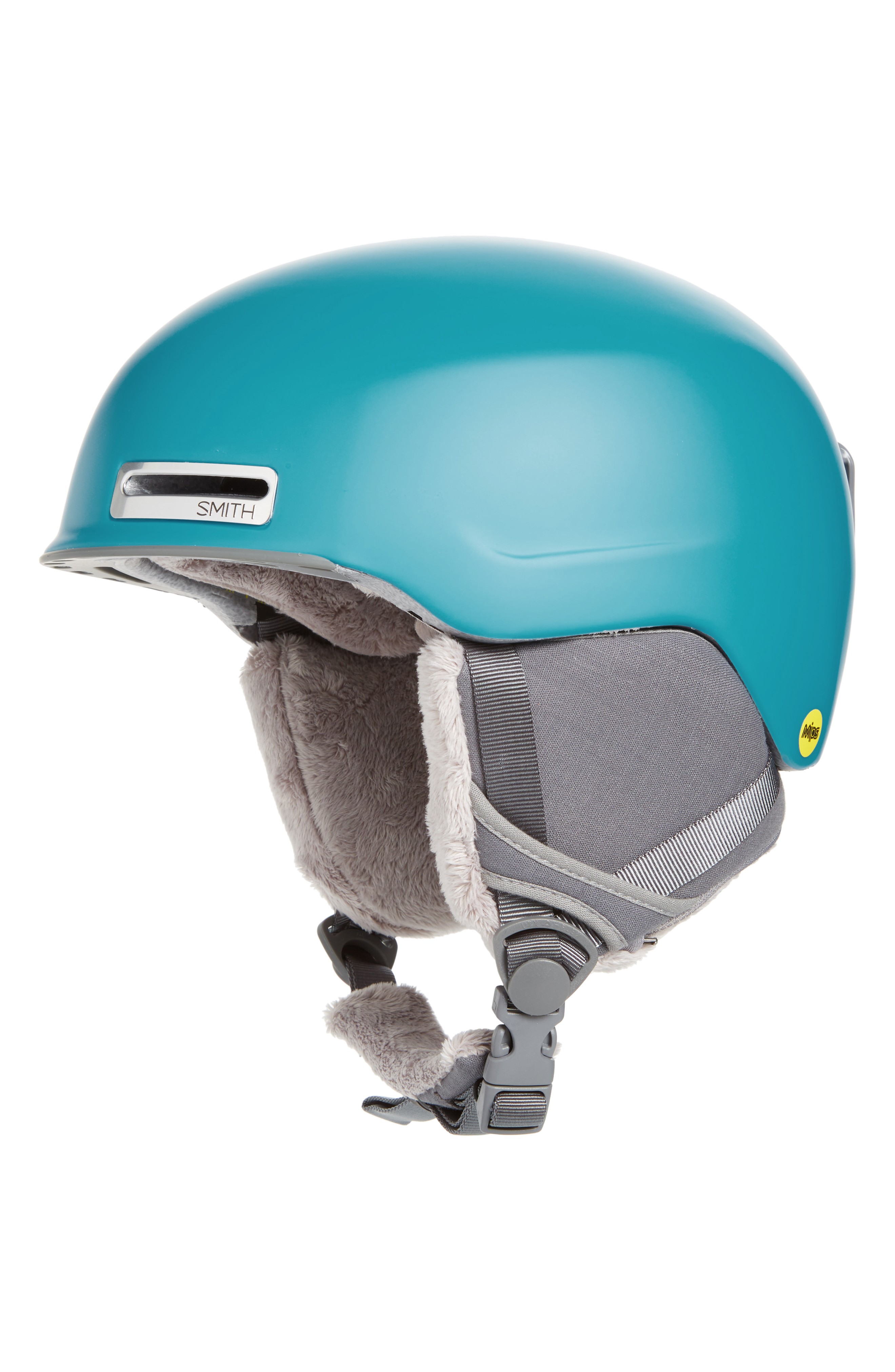 What to Wear On and Off the Slopes