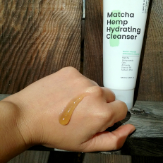 Comparison Review: Krave Beauty Matcha Hemp Hydrating Cleanser vs. Whamisa by Glow Recipe Green Tea Foaming Cleansing Gel
