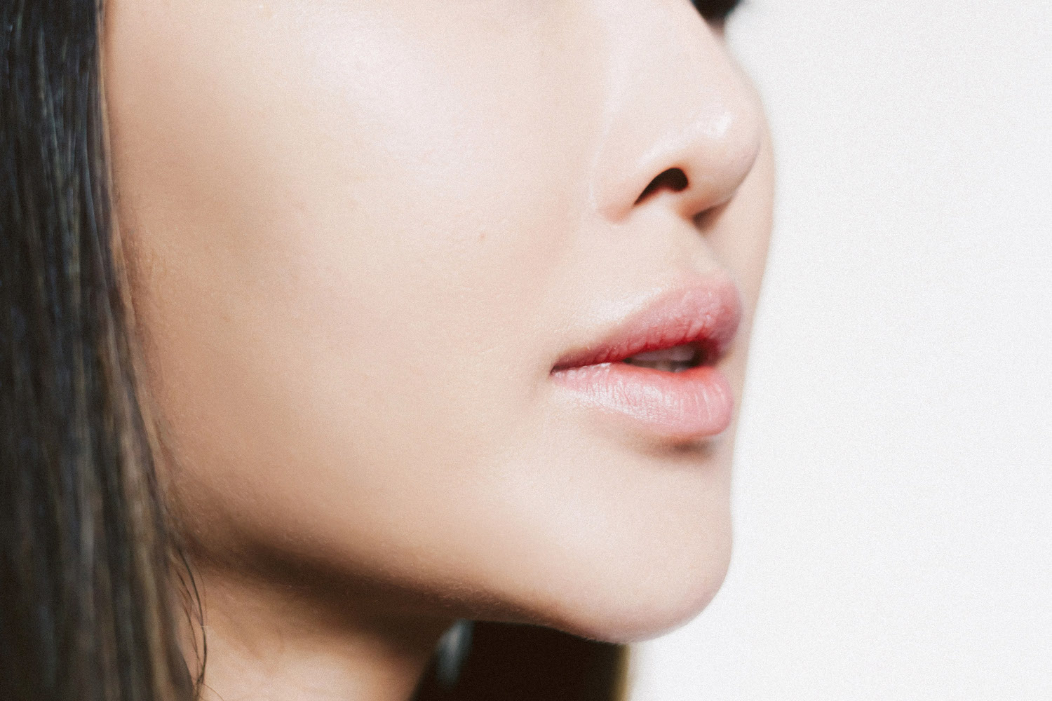 How to Nail The Korean Glass Skin Trend