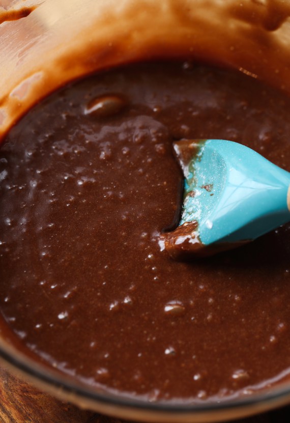 Easy Chocolate Lava Cakes – Cookies and Cups