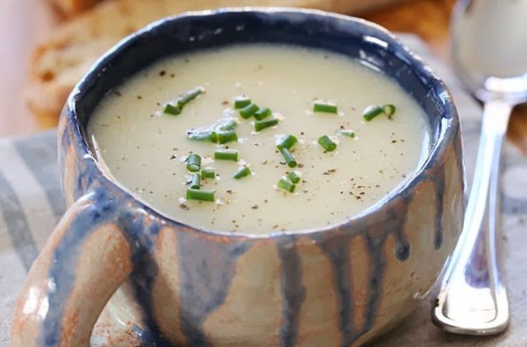 Dad's Creamy Cauliflower Soup Skinnytaste • Furilia Your daily fix