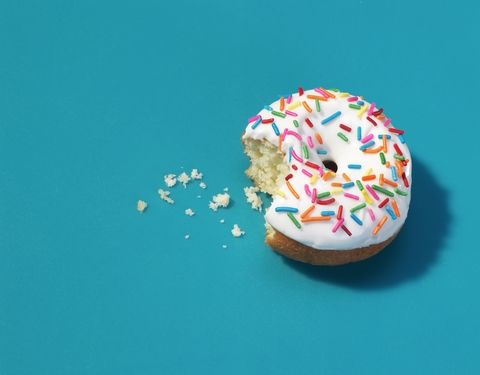 http://www.elle.com/ Dating App Ice Breakers – Interesting Opening Lines