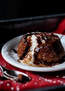 Easy Chocolate Lava Cakes – Cookies and Cups