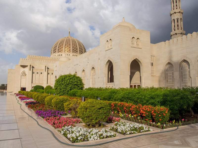 11 Beautiful Places to Visit in Oman
