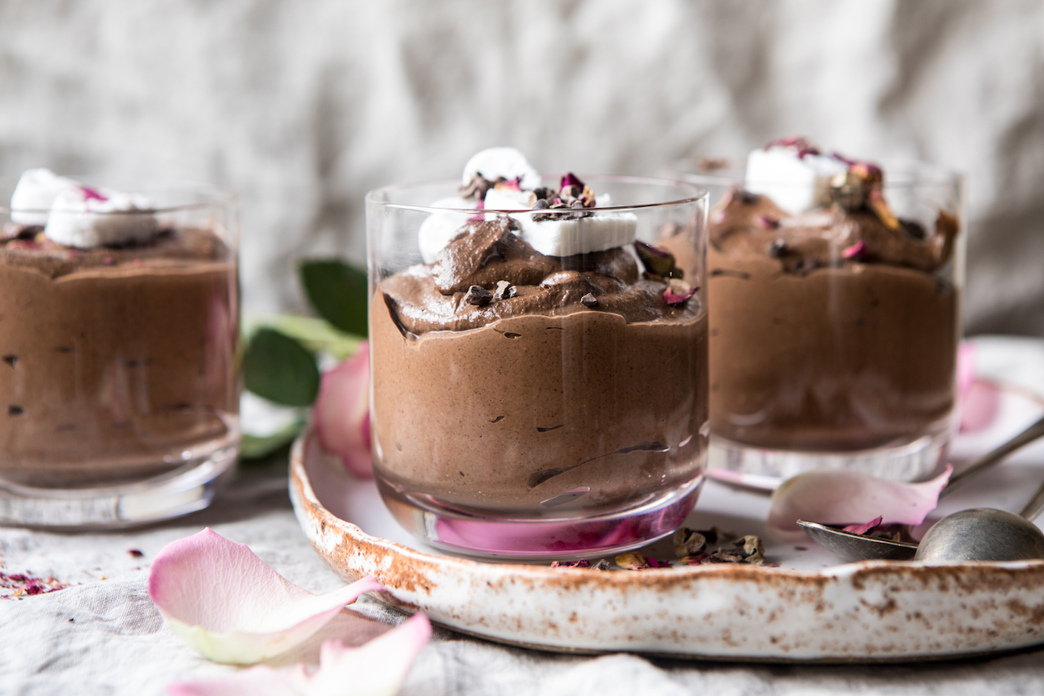 Vegan Chocolate Chia Mousse &#8211; The Chriselle Factor