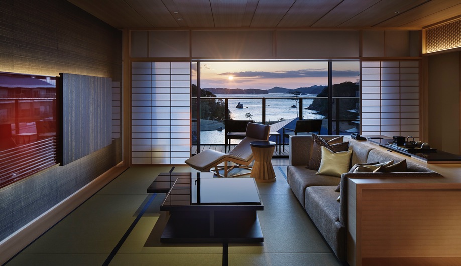 3 Romantic Hotels You’ll Want to Check Into With a Sweetheart