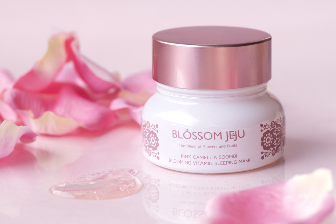 5 Reasons to Add Blueberries To Your Skincare Routine   – GLOW RECIPE