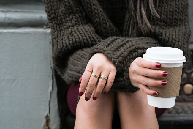 Friday! Sweater Weather :: Oversized sweater &#038; Midi skirt