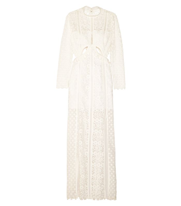 30% of Brides Are Requesting This Revealing Wedding Dress Trend