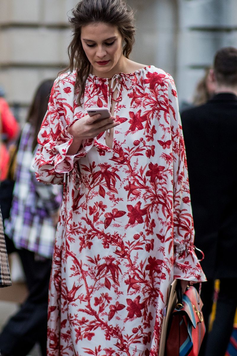 50 Street Style Snaps of the Most Colourful Outfits at London Fashion Week
