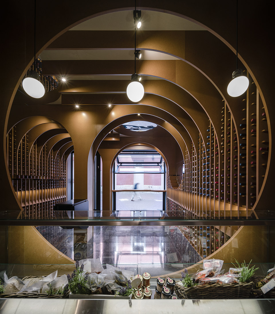 Vinos & Viandas Wine shop – Spain – The Cool Hunter