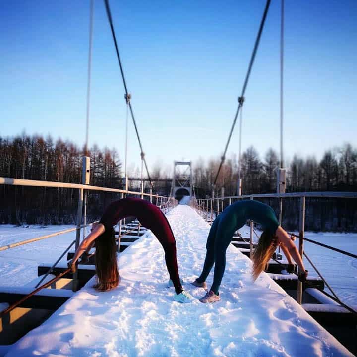 Yoga at -41C on the famous Russian Baikal-Amur Mainline railway /The Siberian Times