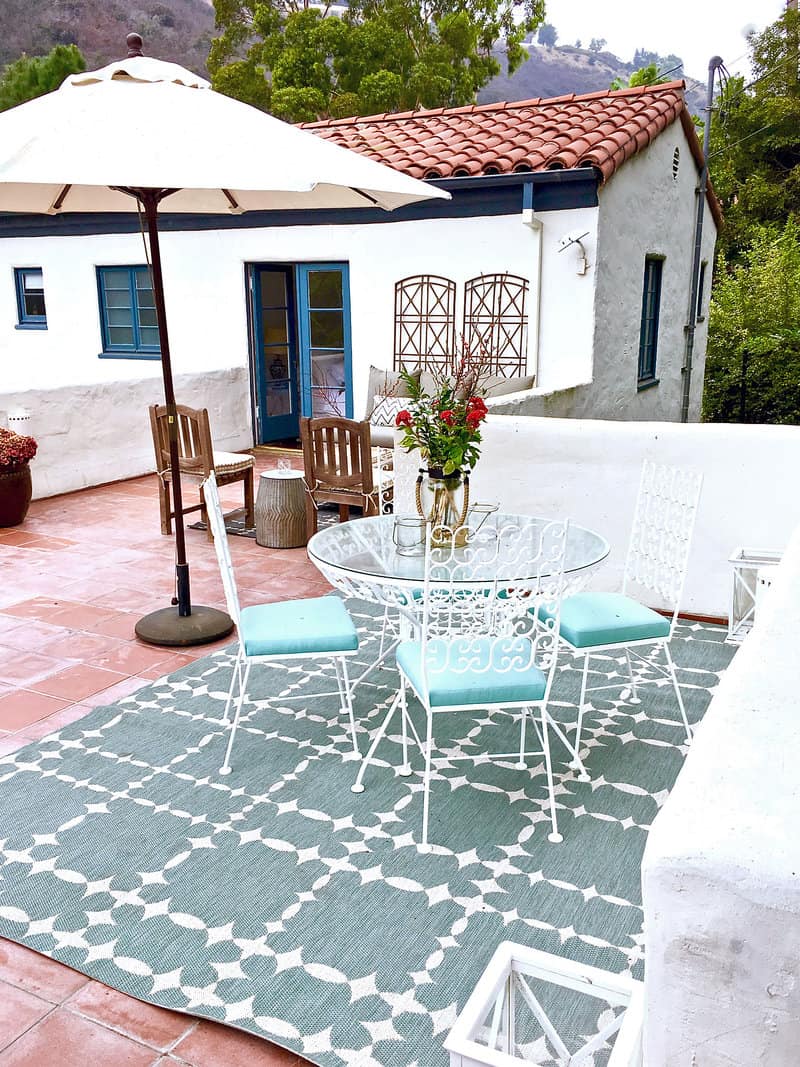 Upper Patio & Outdoor Furniture Makeover