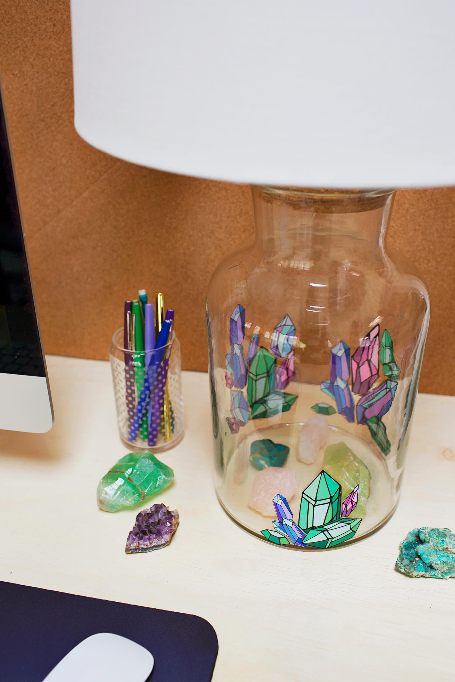 Easy Printed Vinyl Lamp – A Beautiful Mess