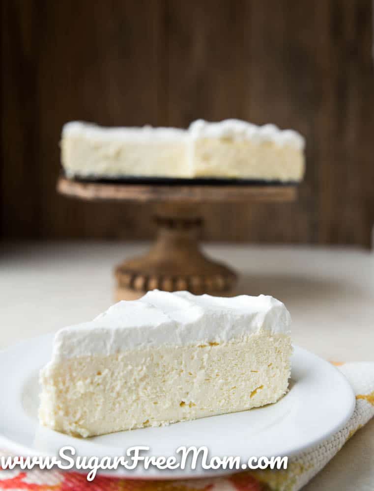 Sugar Free Low Carb Cheesecake (Keto, Crustless)