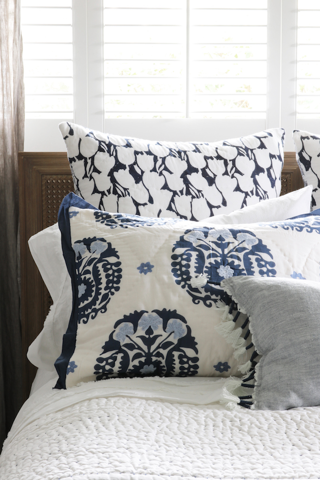 Master Bedroom Makeover – New Bed, Rug & Bedding!