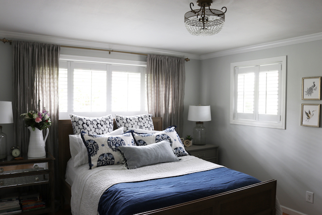 Master Bedroom Makeover – New Bed, Rug & Bedding!