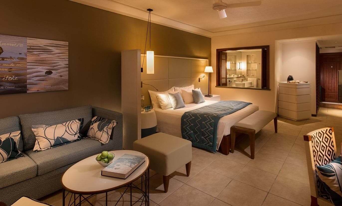 Which Constance Resort in Mauritius is Right for You?/ The blonde abroad