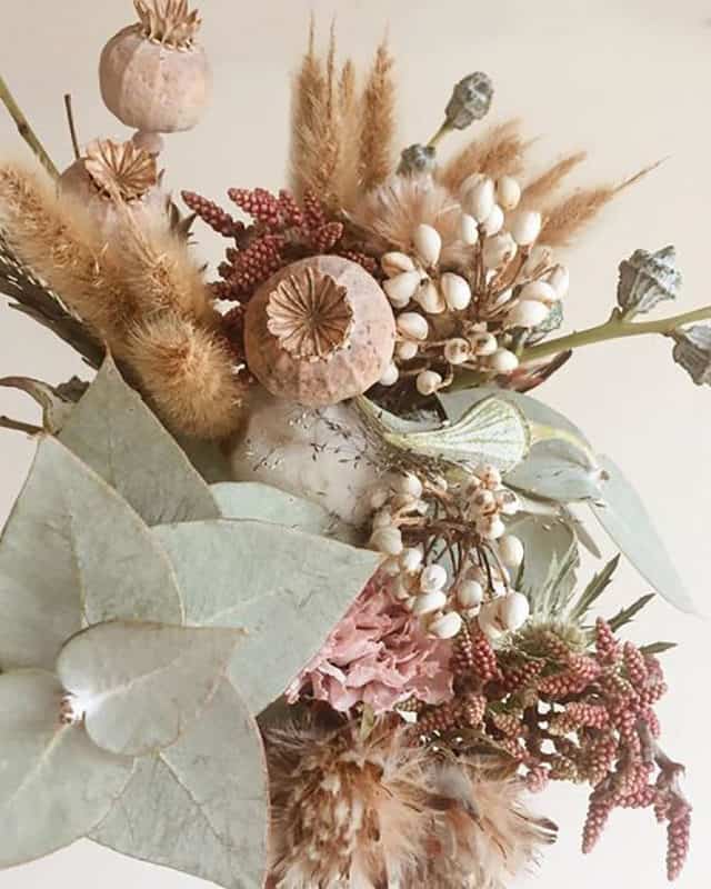 Decorating With Dried Flowers