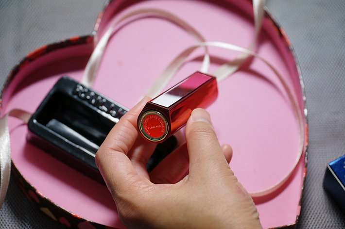 Kailijumei - Red Case Secret Jelly Lipstick Kailijumei Red Case Secret Jelly Lipstick (#03 Flame Red) Review