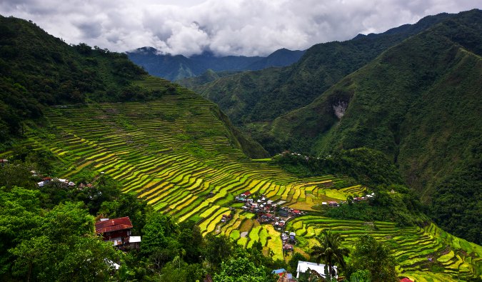 How to travel the Philippines on a Budget