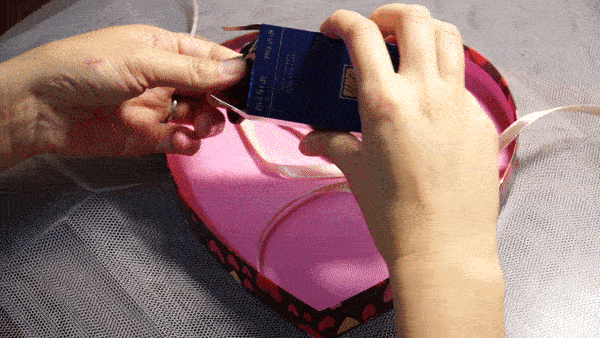 Kailijumei - Red Case Secret Jelly Lipstick Kailijumei Red Case Secret Jelly Lipstick (#03 Flame Red) Review